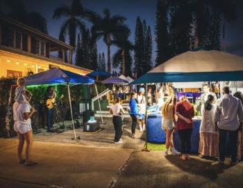 Princeville night market photo