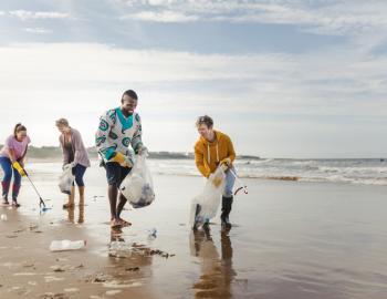 beach clean up in kauai