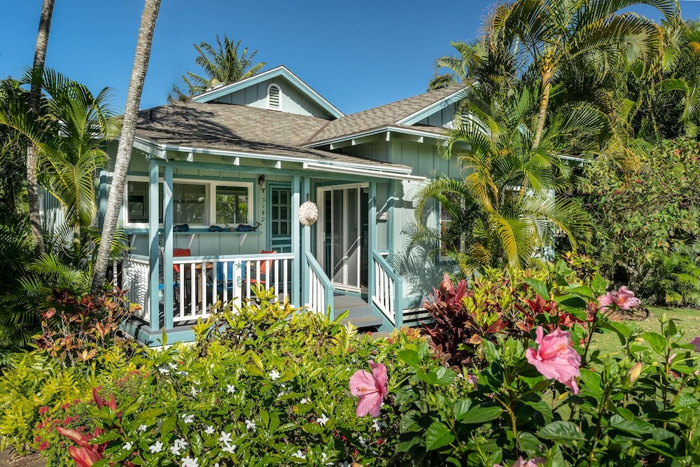 An exterior photo of the rental Baby Beach Bungalow. 