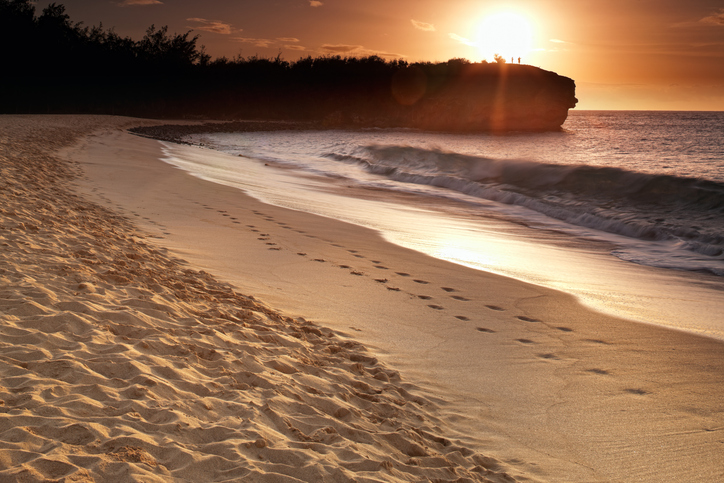 shipwreck beach sunset