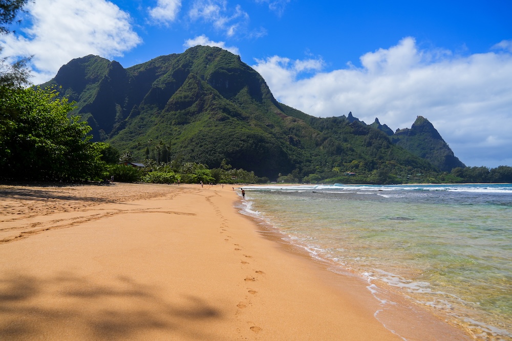 Tunnels Beach